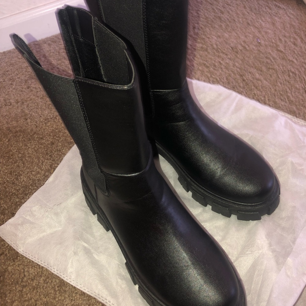 Black women size 10 chunky hill platform leather boot New